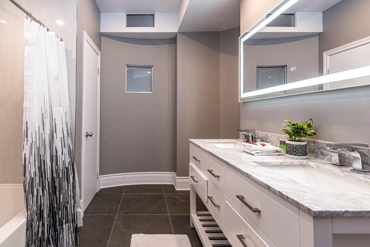 Family Friendly 3-Bedroom Beauty In Le Plateau By Denstays Montréal Extérieur photo